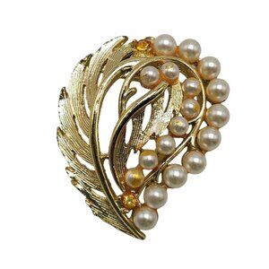Vintage Gold Tone Leaf Brooch With Faux Pearls Topaz Rhinestones